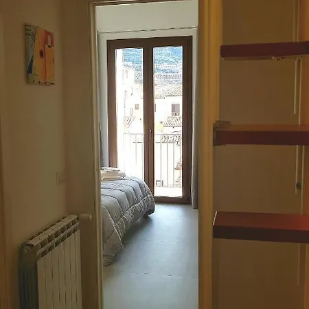 Terrazza Caracciolo 公寓 切法卢