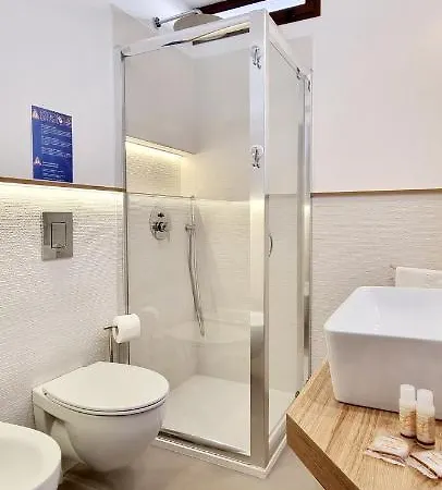 Terrazza Caracciolo 公寓 切法卢