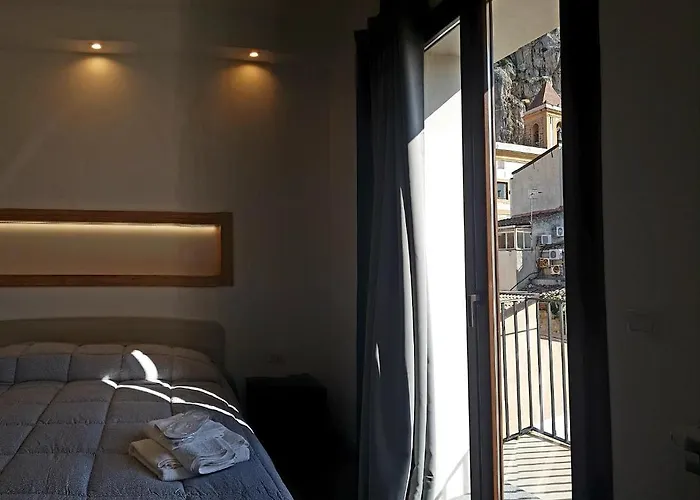 Terrazza Caracciolo *