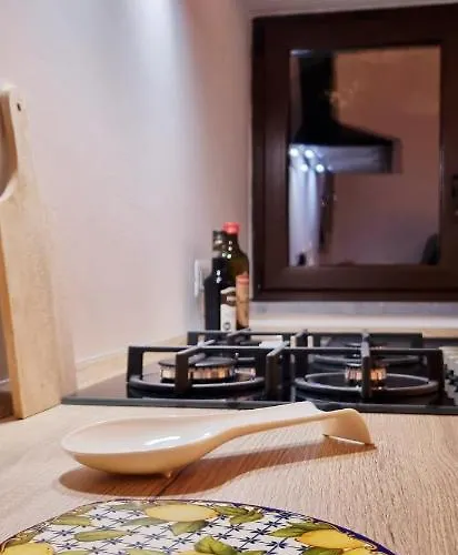 Апартаменти Terrazza Caracciolo *