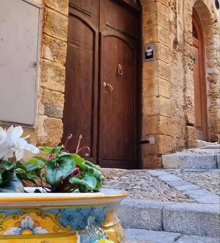 Terrazza Caracciolo Чефалу