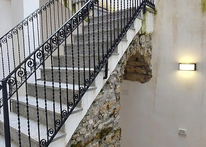 Terrazza Caracciolo Апартаменти *