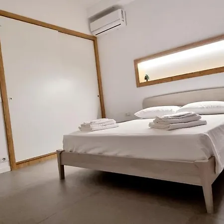 Апартаменти Terrazza Caracciolo *