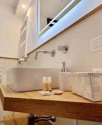 Terrazza Caracciolo *